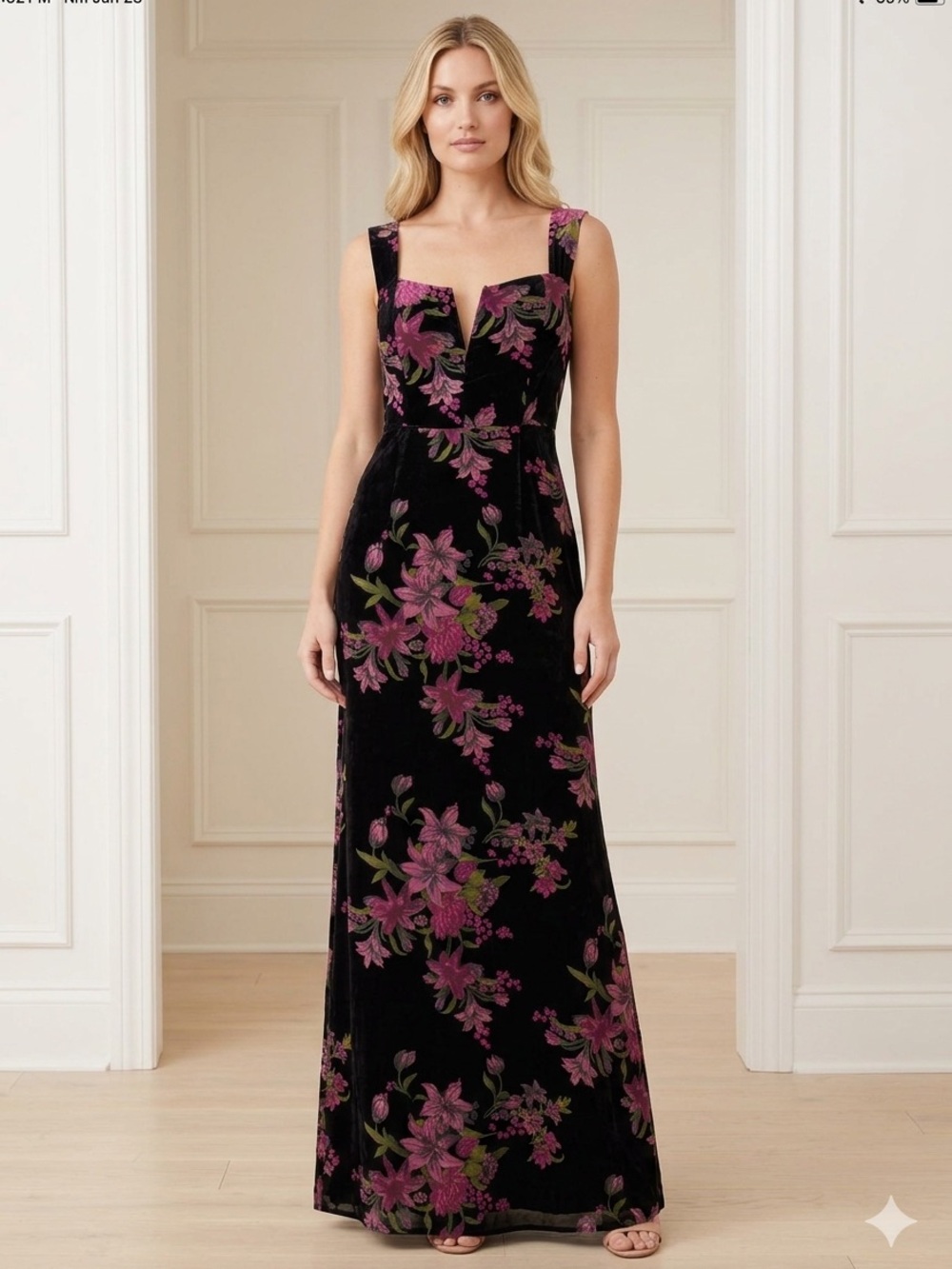 NWT Lulu’s Medium Black Velvet Floral Square-Neck Formal Maxi Dress
